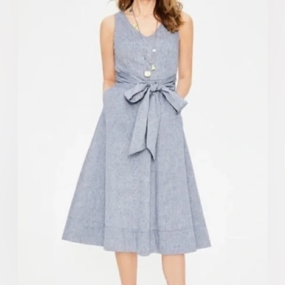 NWT Boden chambray dress fully lined with pockets.